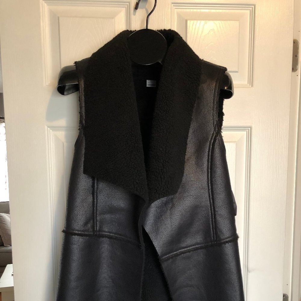 Liz Claiborne Faux  Leather and Shear-ling Vest
